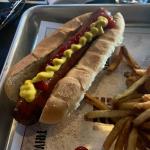 This one was called the 
"Plain Jane"! Or better put,
"build-a-dog! I just put on
the standard ketchup, mustard, and relish.