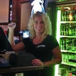 Here is our bartender for the nite, TRICIA. She goes way back with the Geezers when we first created our website.